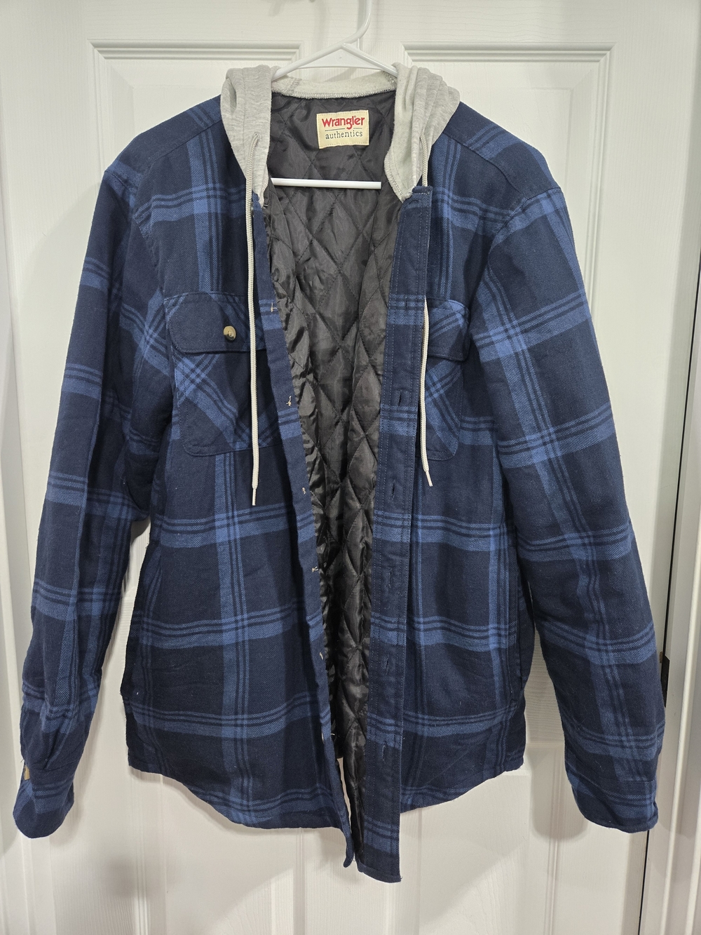 Wrangler Men’s Navy Plaid Quilted Hooded Jacket
